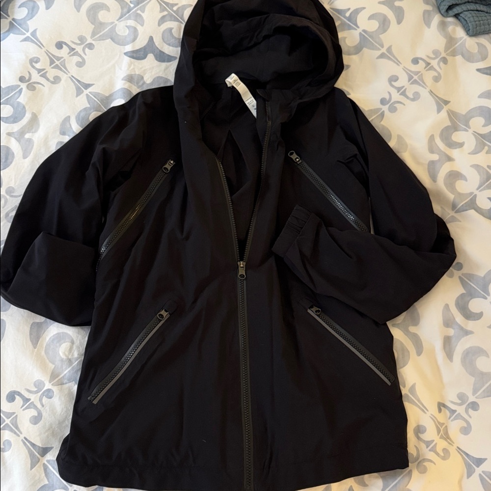 Lululemon rain coat - Picture 4 of 6
